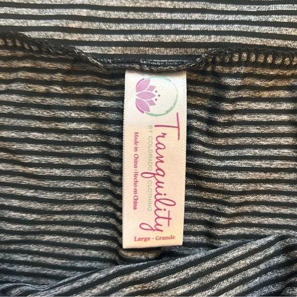 Tranquility Skirt Womans L Dark Gray Small Stripes  Shirt - Picture 7 of 8